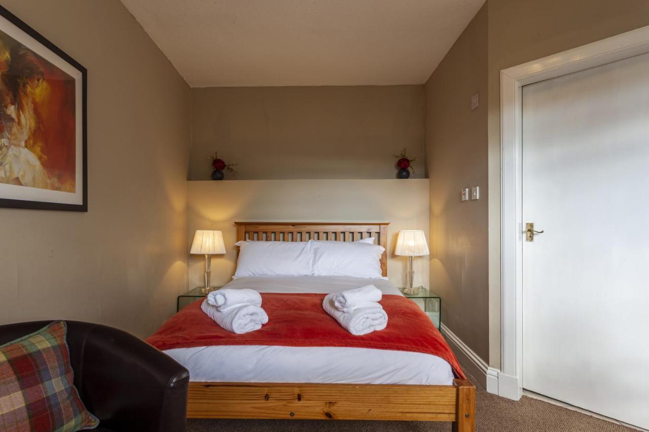 Rooms At Ravenous Beastie South Queensferry Exteriör bild