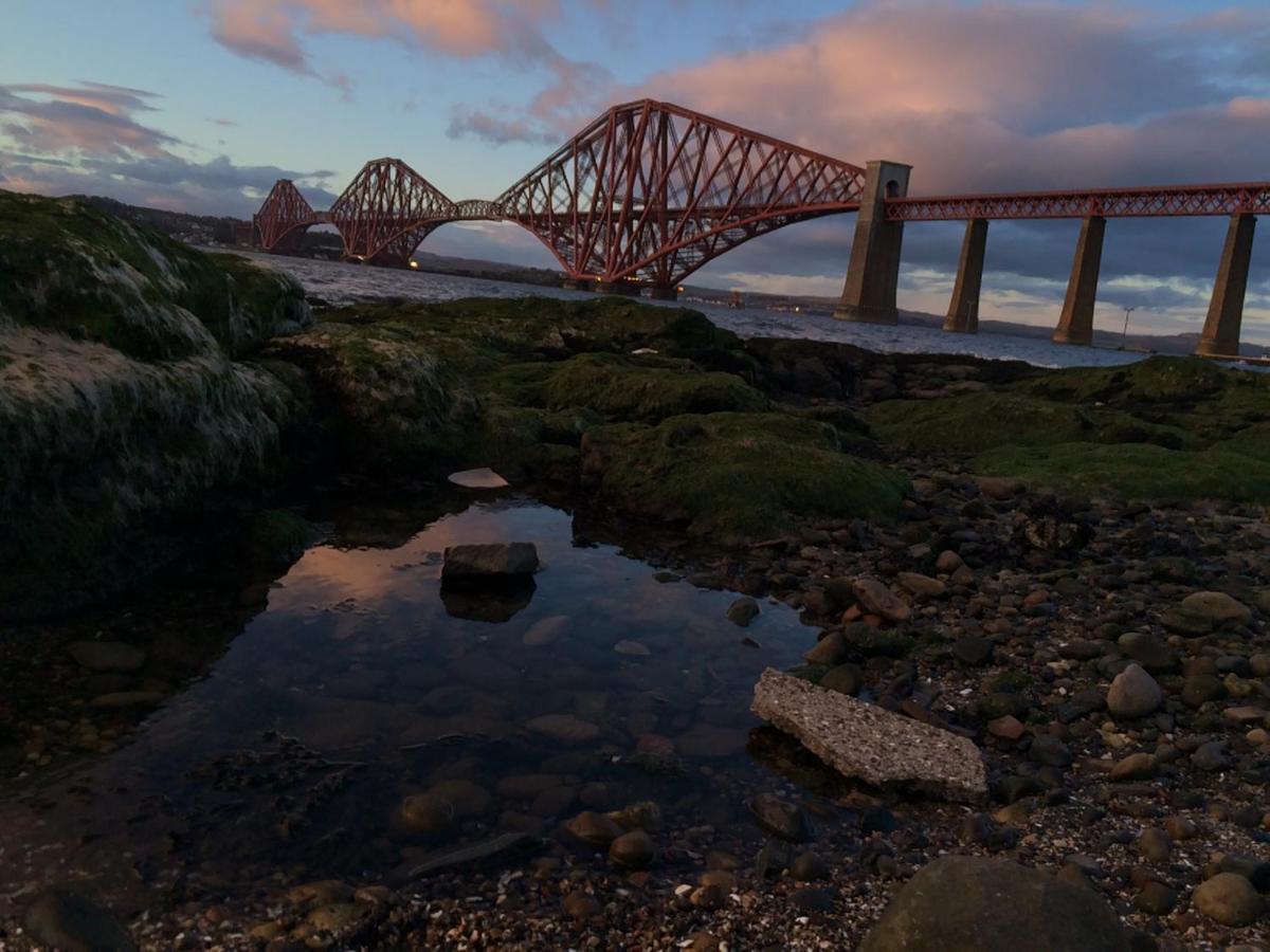 Rooms At Ravenous Beastie South Queensferry Exteriör bild