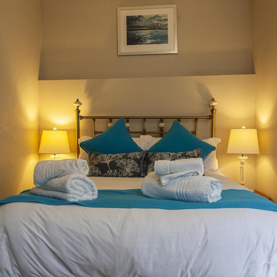 Rooms At Ravenous Beastie South Queensferry Exteriör bild